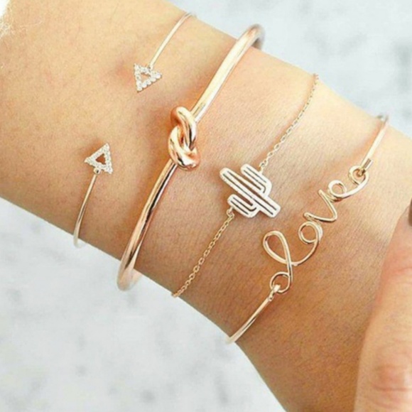 Jewelry - Dainty 4 piece bracelets